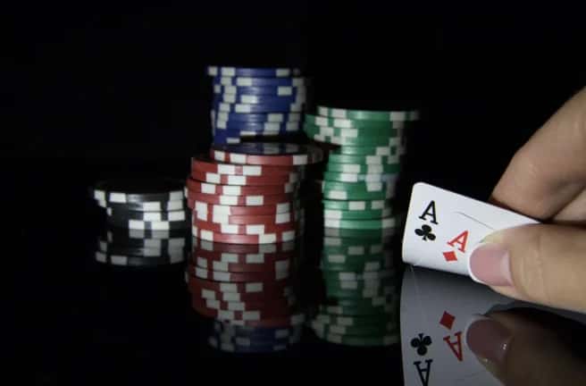 Blackjack Strategies That Can Improve Your Play