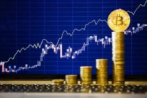 Bitcoin (BTC) Bounces; Can the Bulls Overcome $9,200 Resistance?