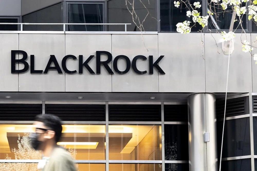 BlackRock’s Spot Bitcoin ETF Soaks In Over $2.1B This Week