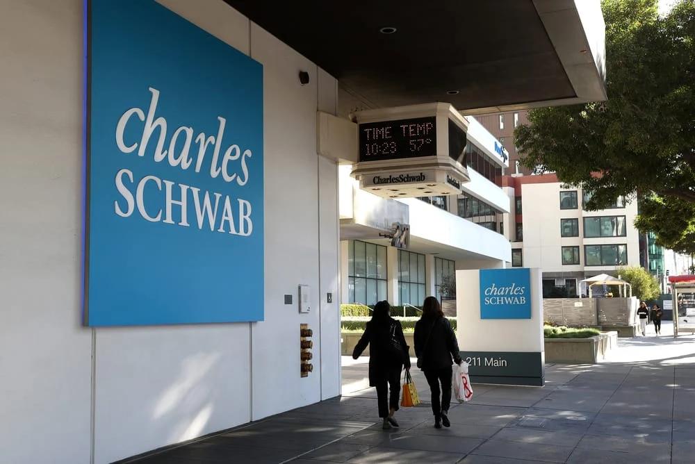 $7.5 Trillion Asset Manager Charles Schwab Files for Crypto Economy ETF