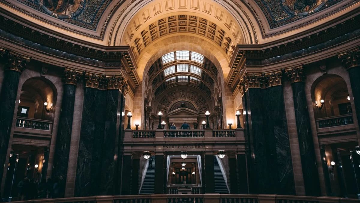 Clarity Act Endorsed by NOBLE — What It Means for Traders