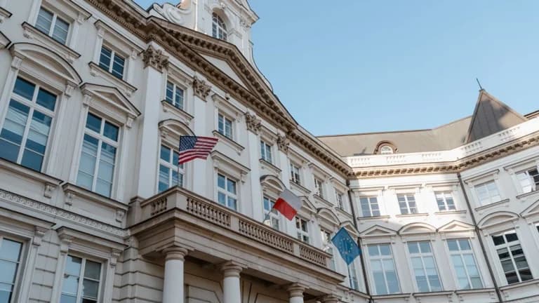 Regulators Take Action on Crypto as Congress Fails to Act
