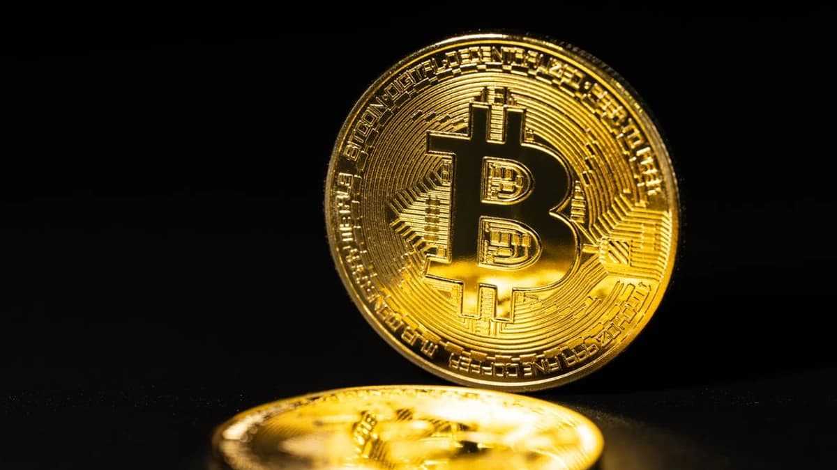 OJK Richiede Governance Forte per Blockchain e Crypto