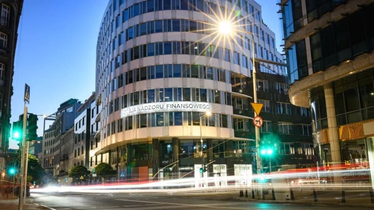 VeloFunds Faces 4.5M PLN Penalty from Urząd KNF