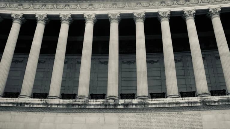 SEC Plans Meeting Tomorrow to Discuss New Crypto Regulatory