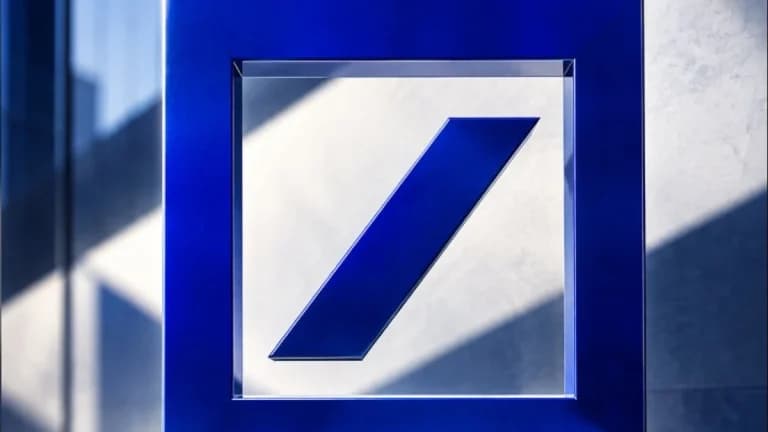 Deutsche Bank Plans Crypto Custody Launch Within Weeks