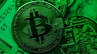Drammatico rallentamento nei deflussi degli ETF Bitcoin — CoinDesk riporta un cambiamento chiave nel mercato