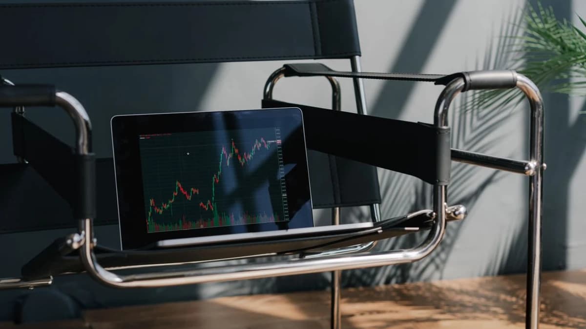 Unknown Wallets Move 1,019,424 $SOL, Sparking Interest