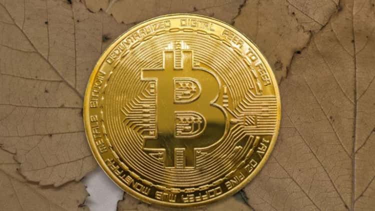 Detaljhandel når 6-måneders høydepunkt mens Bitcoin holder