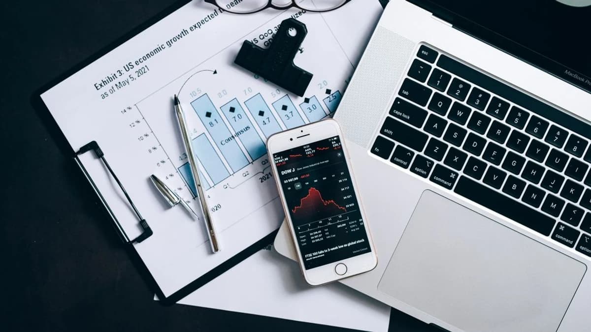 BlackRock Sees $39.3B in Tokenized RWAs Onchain, Questions
