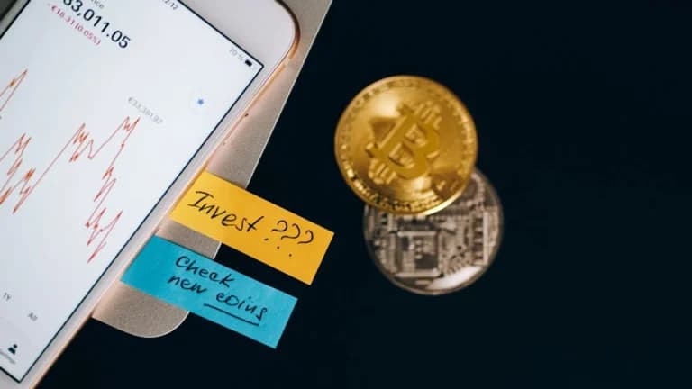 Les marchés scrutent les taux alors que Bitfinex annonce