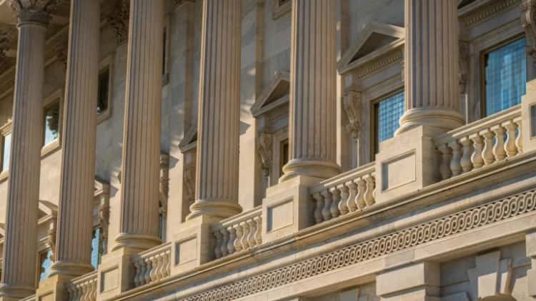 Senator Thune Signals CLARITY Act Delay as Passage Odds Drop