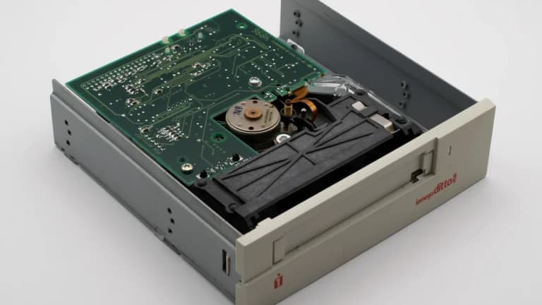 Uniswap surpasse ses concurrents en volume d’échanges USDC