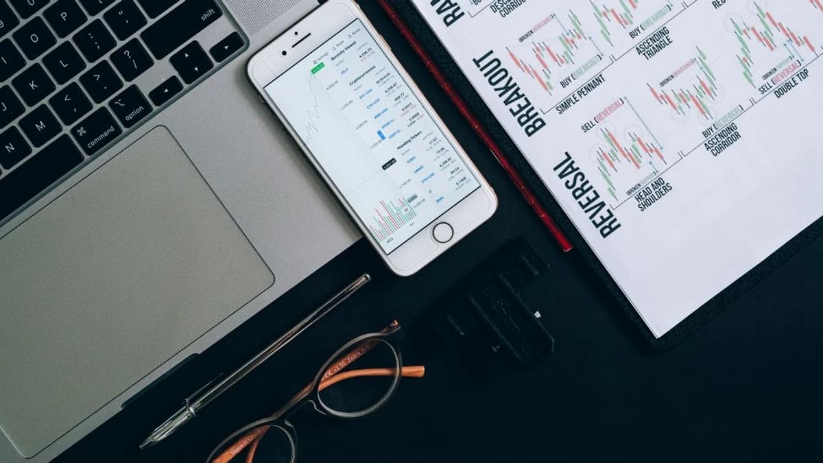 Why Lookonchain Just Reported $1.45B in Trader Liquidations