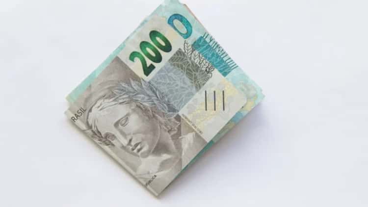 باع جاريت جين 35,001 إيث مقابل 87.5 مليون دولار وفتح مركز طويل