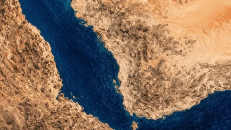 Einblick in die Ankündigung von WatcherGuru — Iran schließt die Bab al-Mandab-Straße