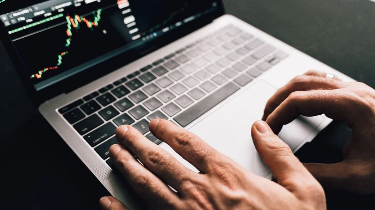Inside CryptoSlate’s Latest Update — Bitcoin’s Price Holds Steady