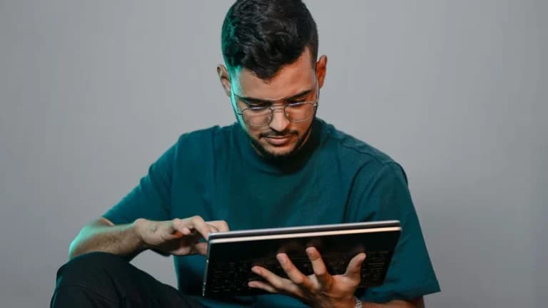 Security Breach: Vlad Tenev’s X Account Hacked, Memecoin Fraud Alerted