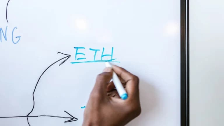 Ethereum confronta i giganti del fast food con il suo