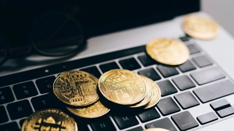 Brian Armstrong Reveals Upcoming Omarchy Plugin for Coinbase