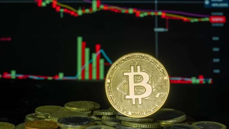 Trader Loses $907K in FOMO Trades as Crypto Market Wavers
