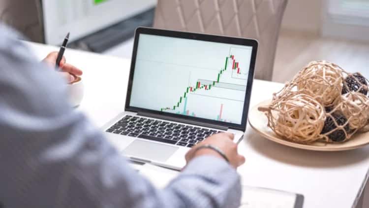 Elliptic gèle 52,8 millions de dollars avec les services