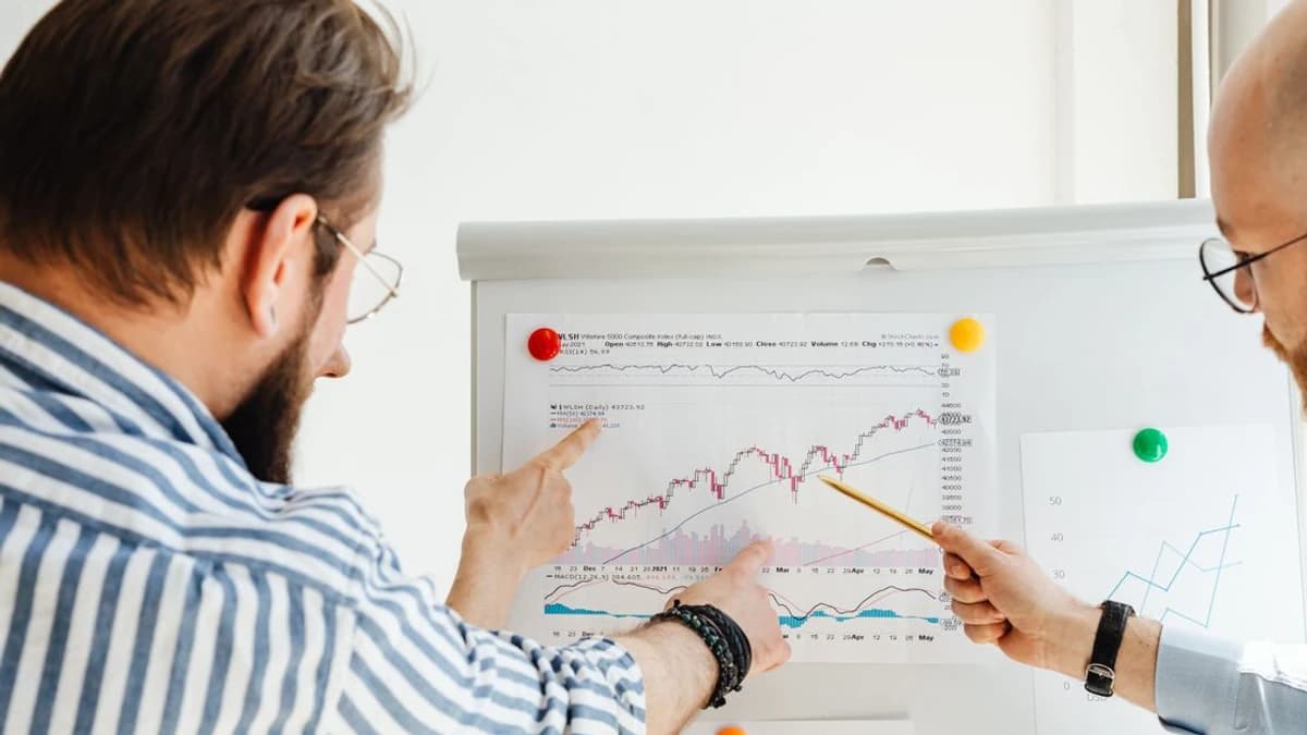 WuBlockchain Highlights Extended Negative Premium Streak for Coinbase Bitcoin Index — What it Means for the Market