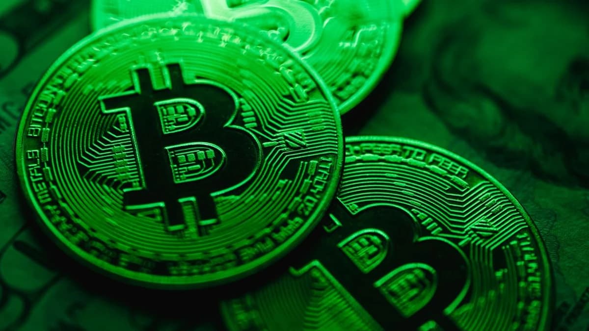 Whale Alert: 1.091 BTC auf Coinbase Institutional transferiert