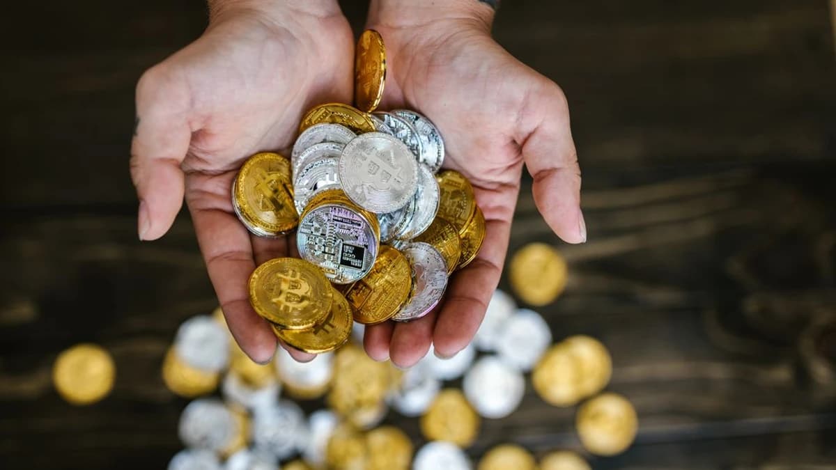 Brian Armstrong Advocates for Unlocking Equities Perpetuals