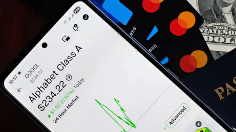 Whale Alert báo cáo chuyển 180 triệu USDT từ Bitfinex