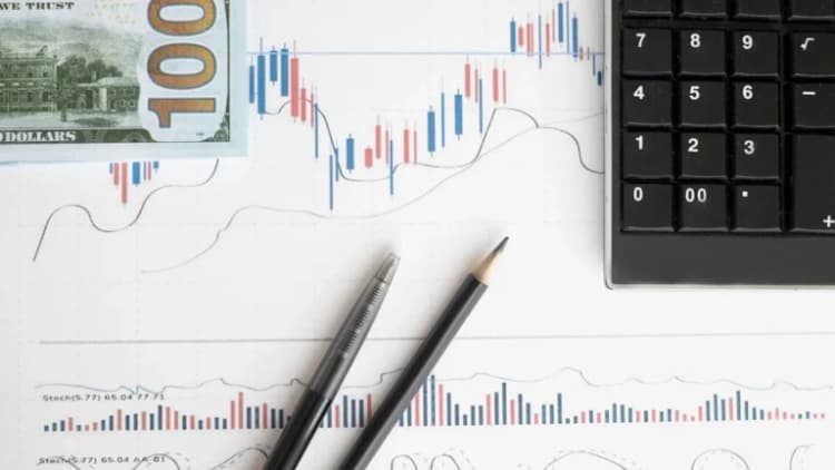 Tokenized Stocks Surge as Uniswap Dominates Trading Volume
