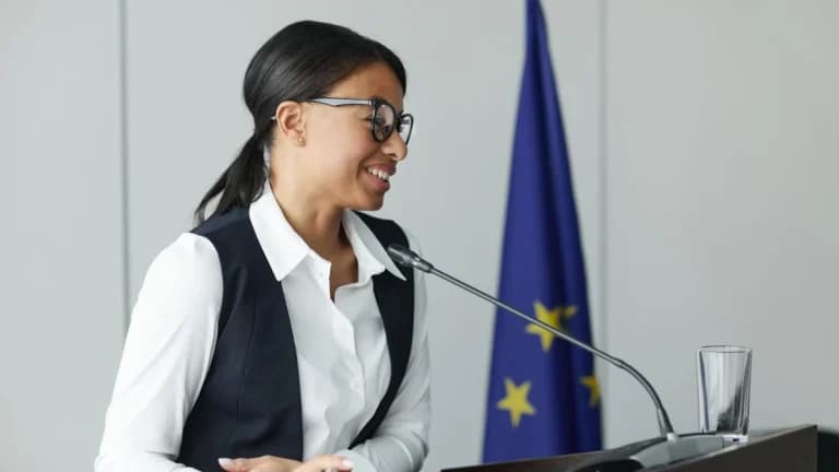Cathie Wood analyse le rapport sur l’emploi aux États-Unis