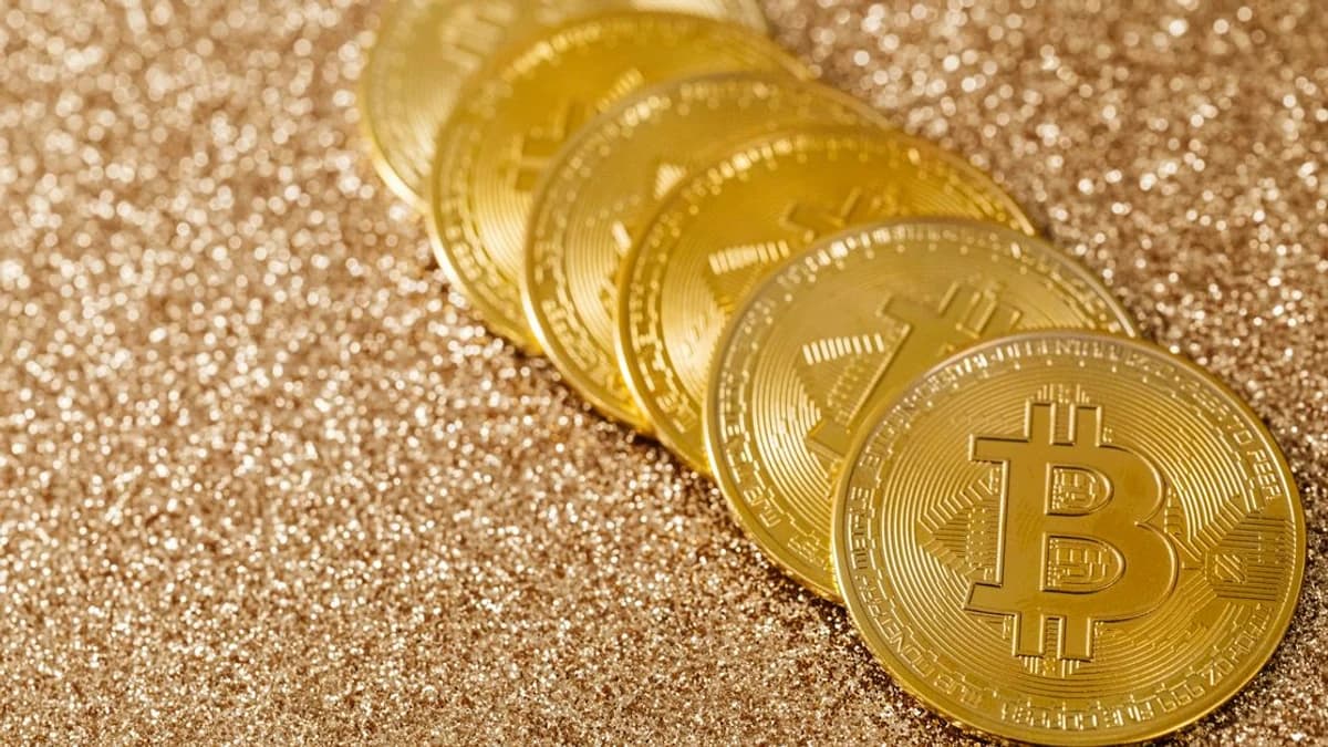 Bitcoin Transfer Alert: 648 BTC Moves from Coinbase