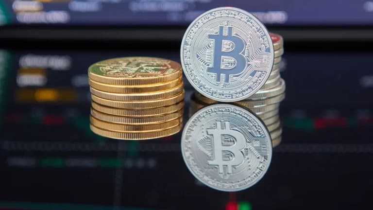 Bitcoin Back Above $80K Amid Rising Social Media Buzz