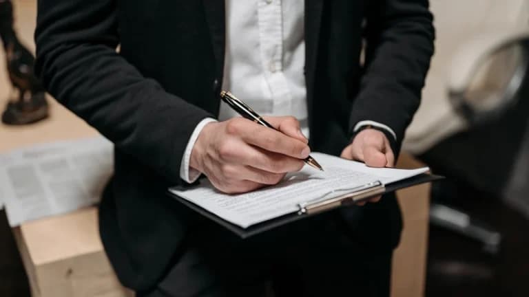 Pablo Hernández de Cos Addresses Stablecoins — Highlights Regulatory Cooperation