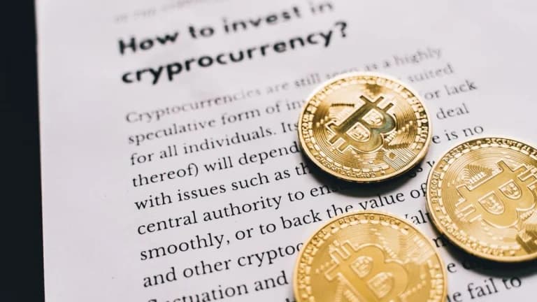 Bitcoin Supply Dynamics Shift as 1.05M BTC Held Above $83K