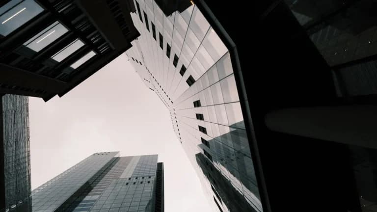 Goldman Sachs y NEOS discuten adquisición reciente en