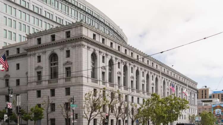 ETF Flows Steady Despite S&P 500 Weakness, Says Balchunas