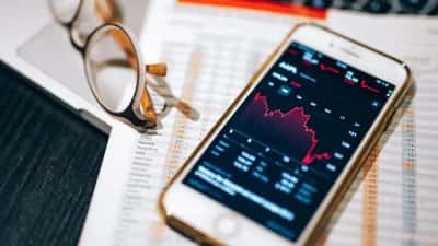 ETFs Surpass $1.5T in Flows Ahead of Last Year's Record