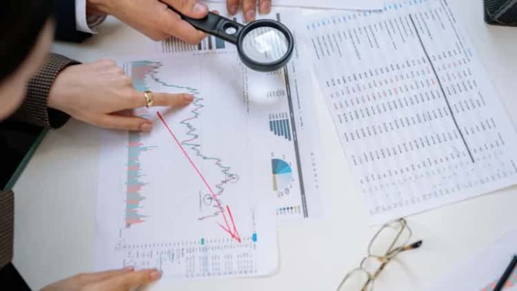 Uniswap Leads Daily DEX Trading Volume Spike on Robinhood Chain — Key Takeaways