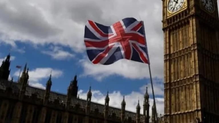 9 of 10 UK Retail Banks Block Crypto Transactions