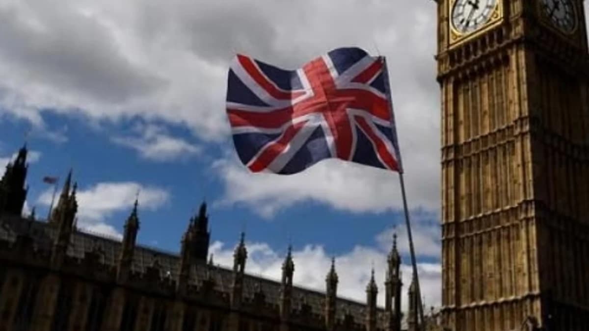 9 of 10 UK Retail Banks Block Crypto Transactions
