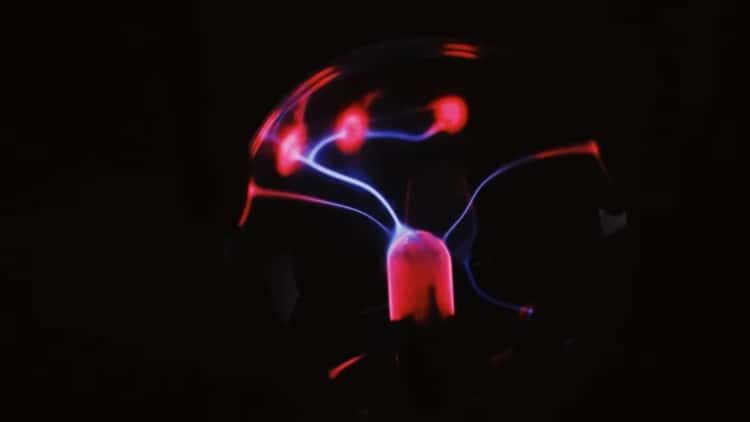 Трамп переключает внимание на медиа-бизнес, закрывает крипто-проект