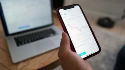 Whale Alert Confirms 200 Million XRP Unlocked at Ripple