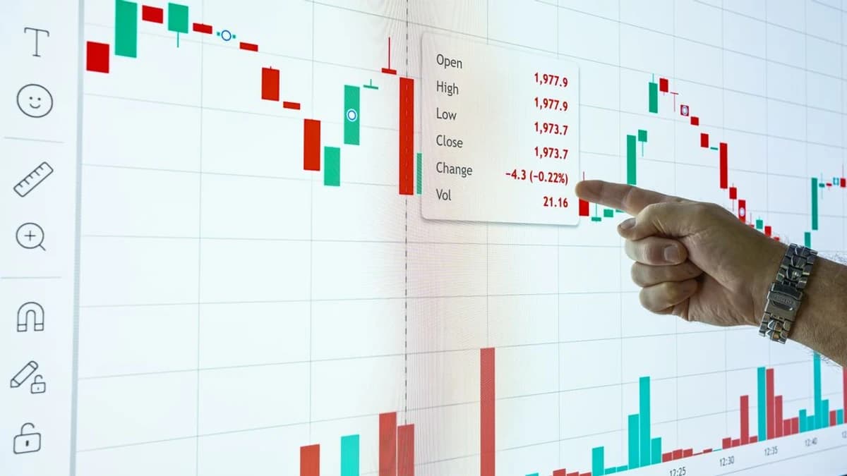 Dominion’s Tokenized Silver Launch Drives 60% of Solana’s