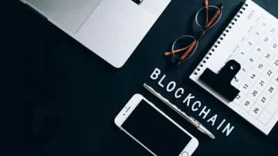 Solana Faces Challenges as $1B USDC Mint Collides with DeFi Shutdown