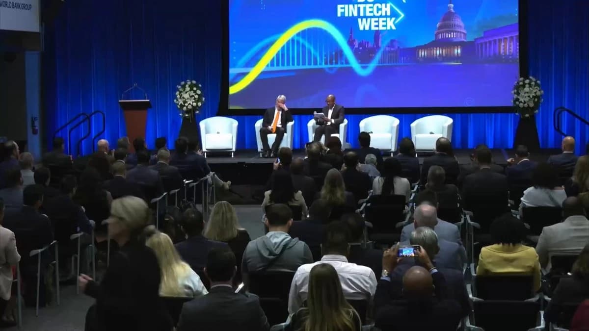 Michael Saylor discute futuro do Bitcoin em evento do Banco