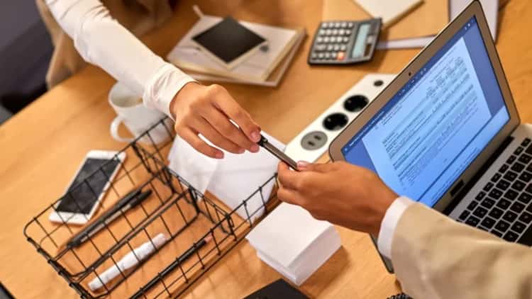 Le sénateur Hagerty salue la coopération du Trésor américain avec le Japon
