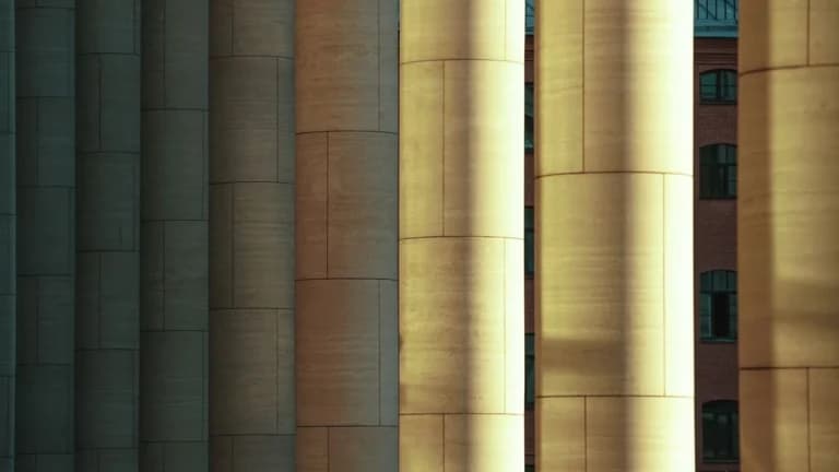 Reserve Leads with 44.3% Share Among Tokenized ETF Issuers