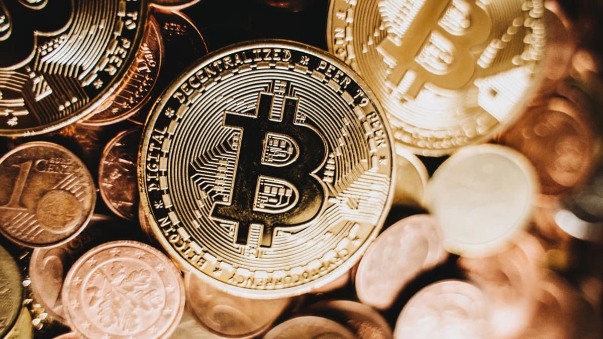 Solana Memecoin apeonfone Surges to $24M Market Cap in 24